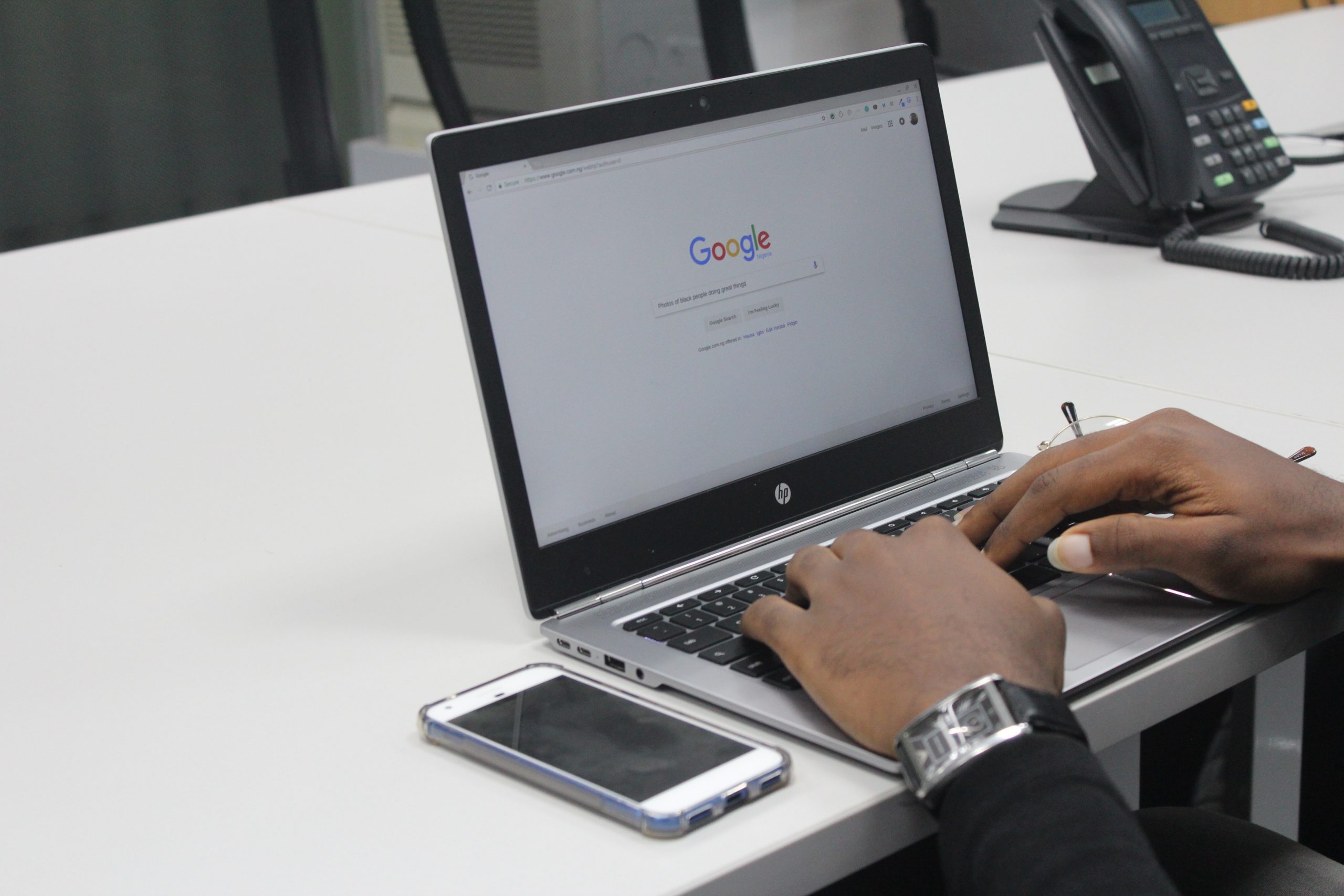 Search1 scaled - Logo design